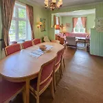 7 Bedroom Lovely In בית נופש