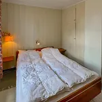 בית נופש 7 Bedroom Lovely In *